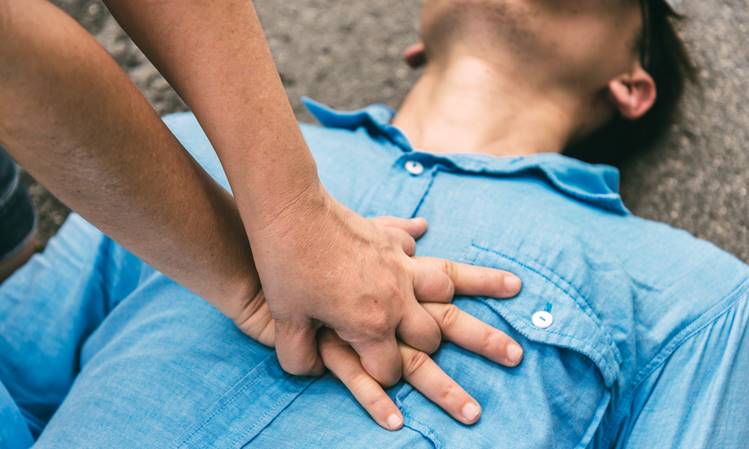 BLS (Basic Life Support)